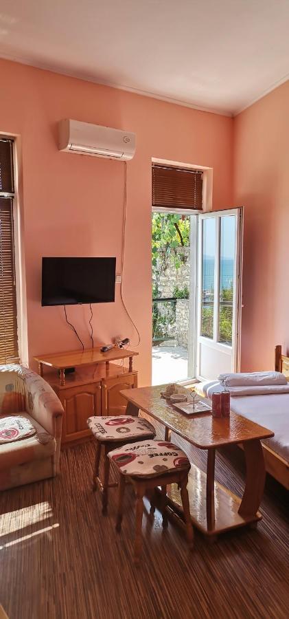 Matrona Guest House Balchik Eksteriør billede